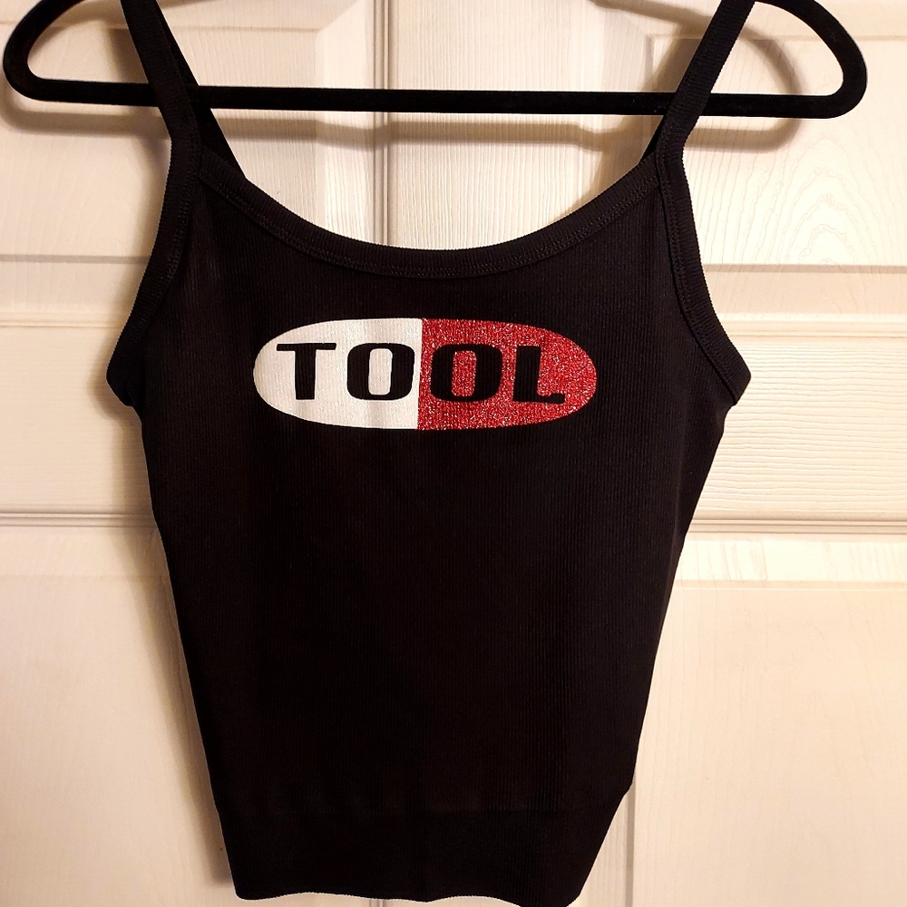 tool band ribbed crop top pill design glitter vinyl tool cropped tank  top tool